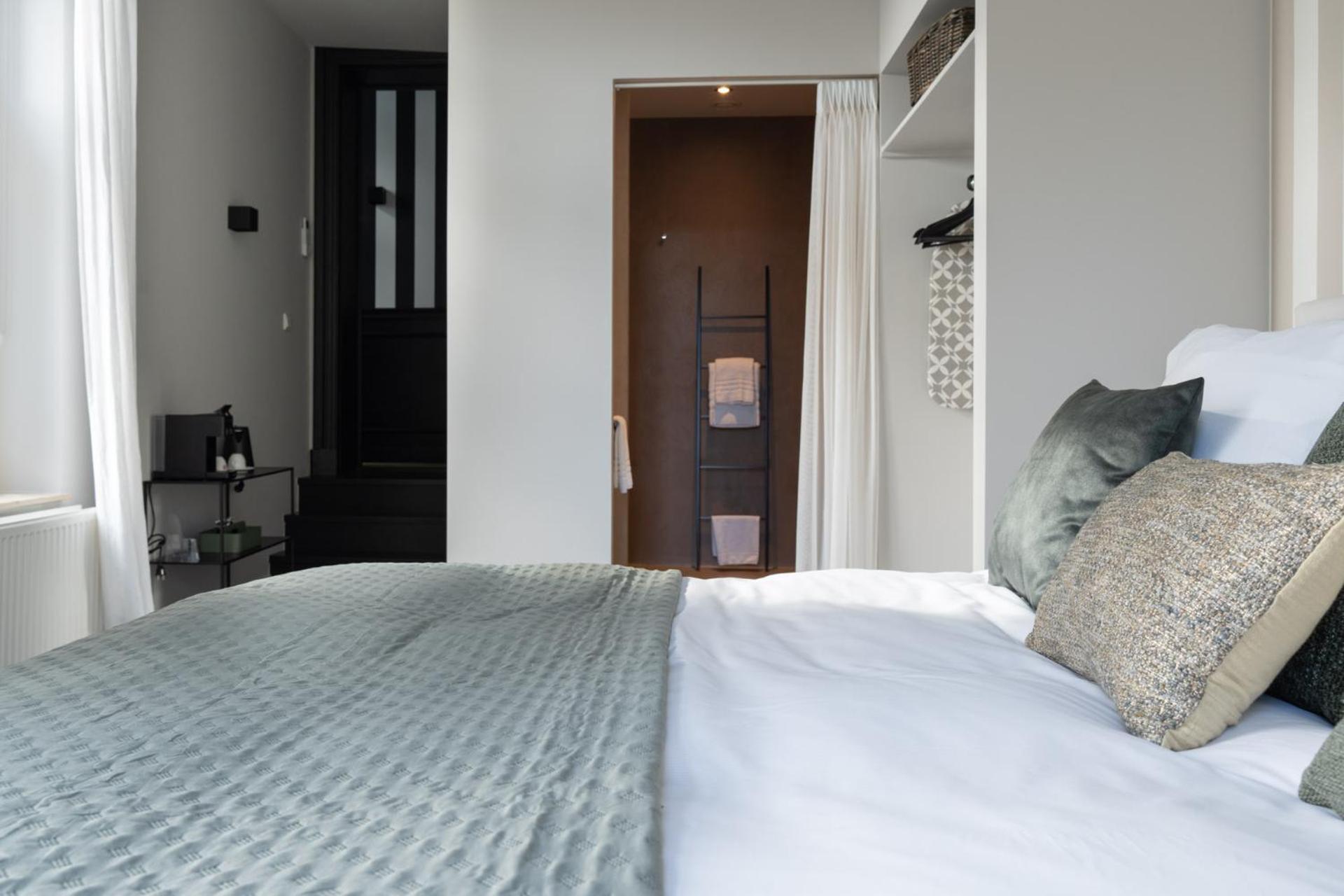 Villa V Petit Hotel Valkenburg aan de Geul Exteriör bild